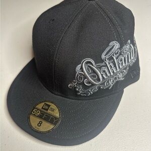 VTG New Era 59FIFTY Oakland Athletics Fitted Hat Cap Retro Script Rare Size 8
